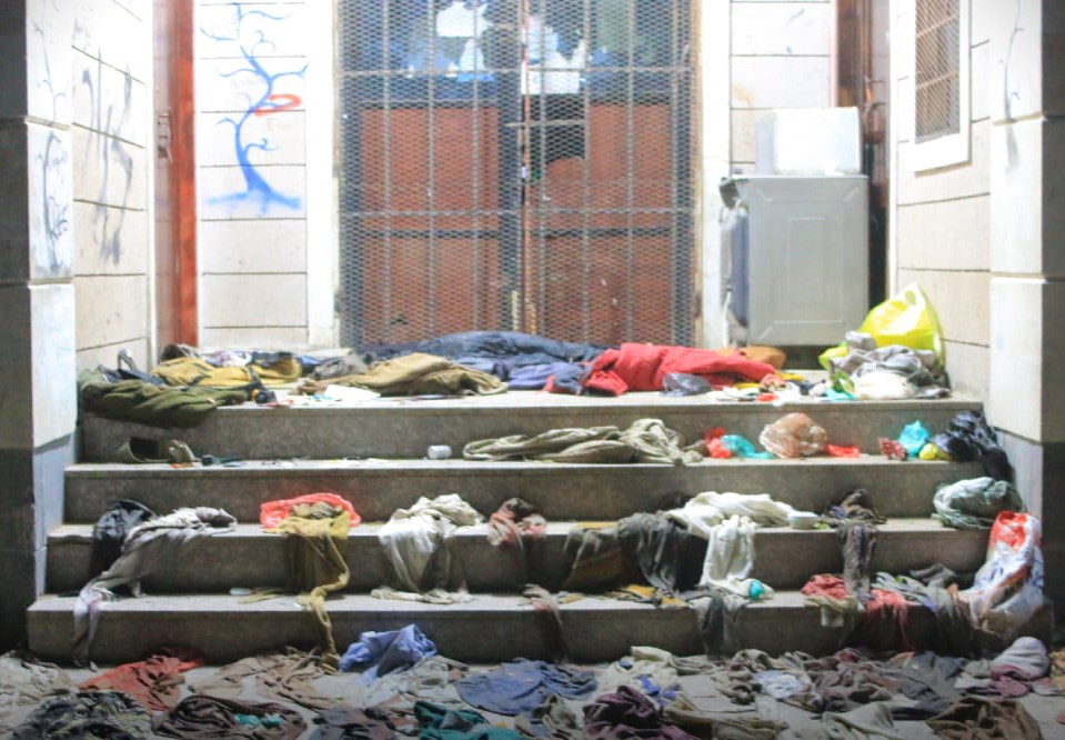 Место гибели людей в Сане (Фото – EPA)