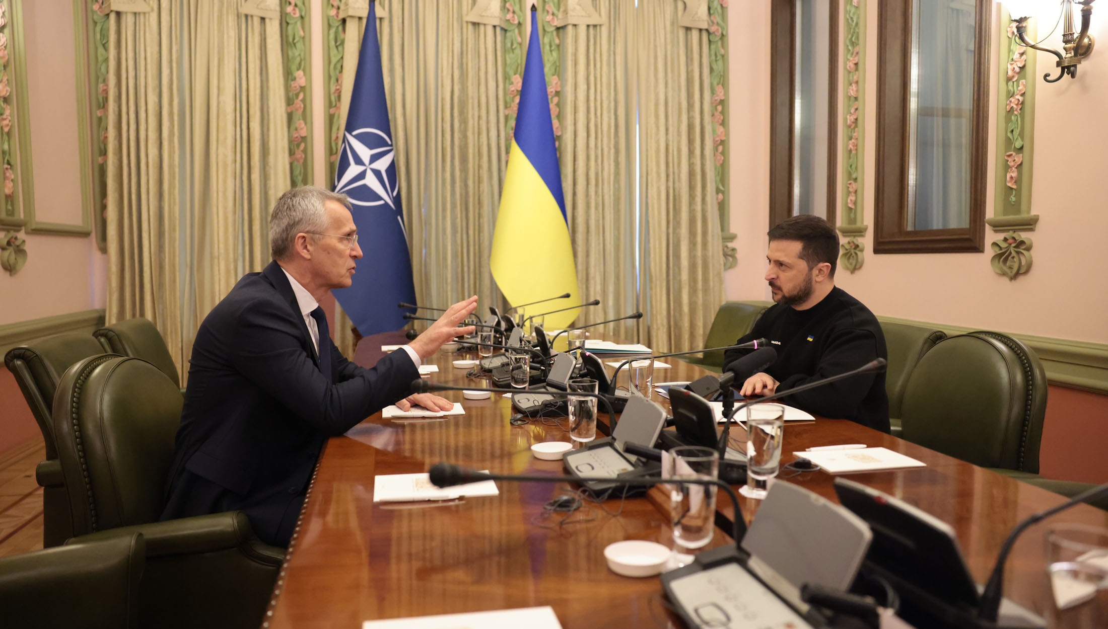 Столтенберг в Киеве, система Patriot в Украине и ключевой Рамштайн: новости недели