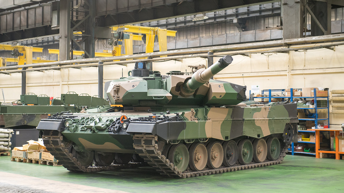 Завод у місті Гливиці (Фото: Міноборони Польщі) Центр із ремонту українських Leopard 2 запрацює у Польщі вже у травні – фото з цеху