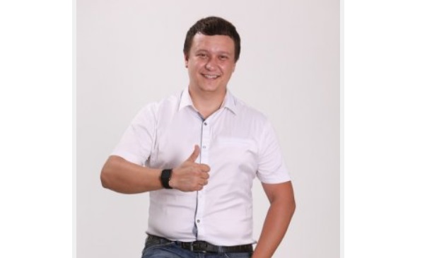 Скриншот із сайту voz.gov.ua Затримано віцемера Вознесенська. СБУ заявила про схему розкрадання грошей на оборонні товари