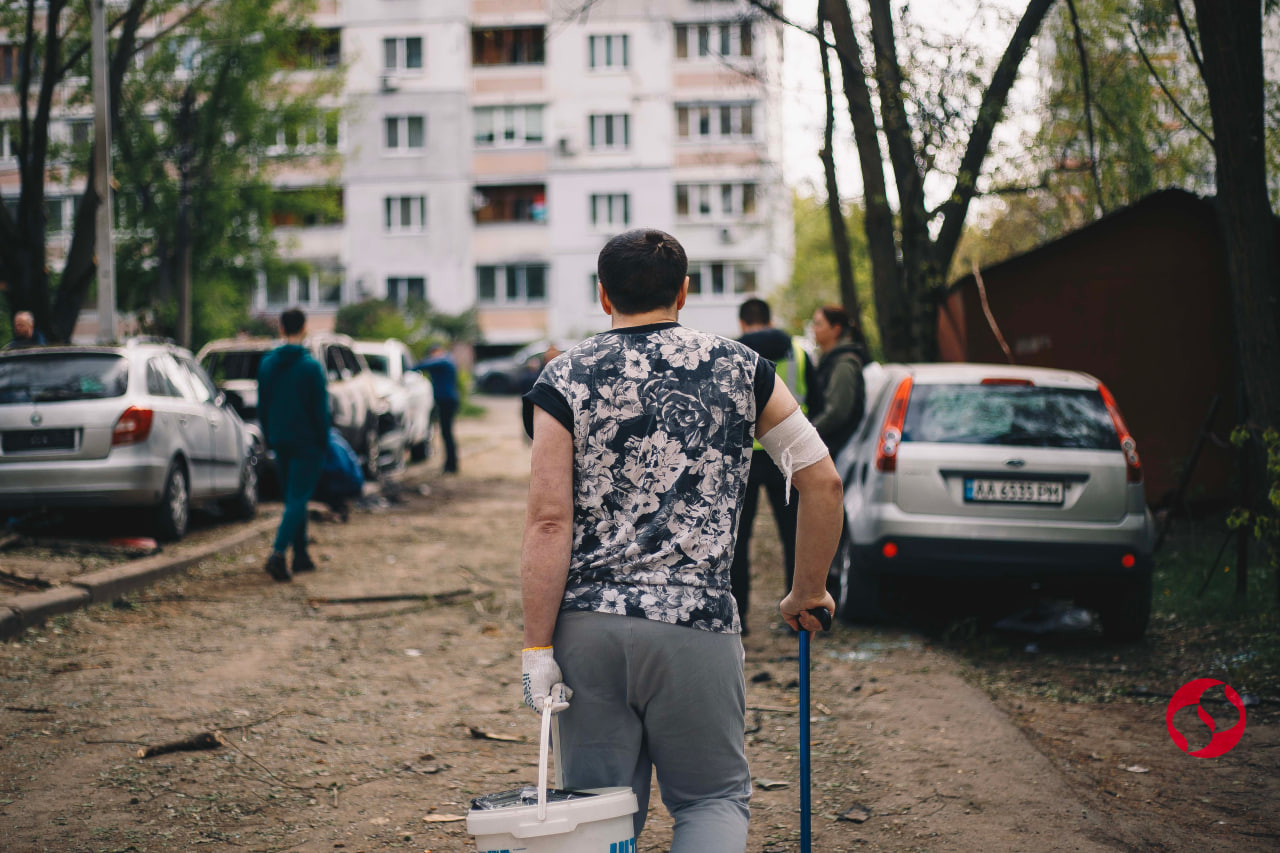 Последствия ночной атаки иранских дронов Shahed на Украину — фоторепортаж