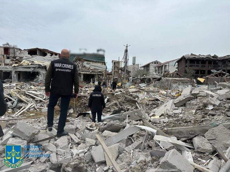Фото: ОГП Под Одессой оккупанты попали ракетой в склад Красного Креста. Сами говорят – "склад ВСУ"