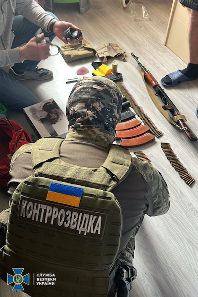 Фото: СБУ На Запорожье агенты ФСБ готовили теракты против командования ВСУ — видео задержания
