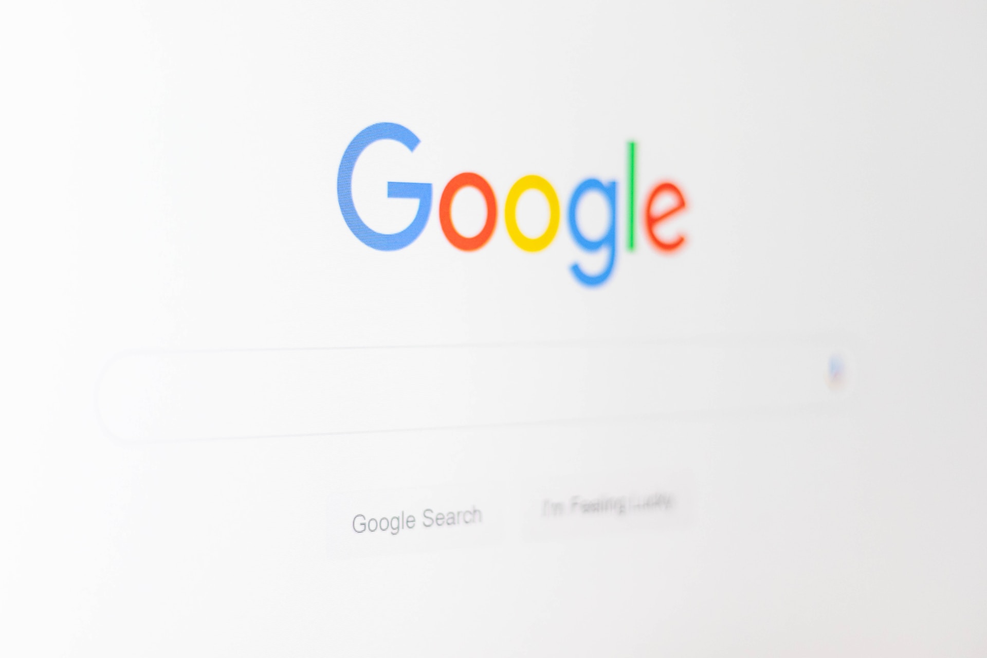 Google будет удалять старые аккаунты. Как это может "убить интернет" и что изменит