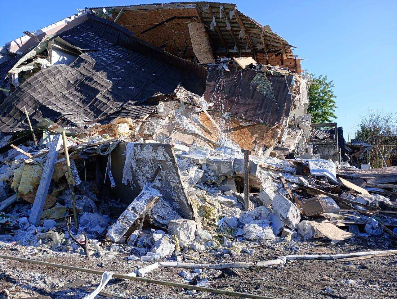 Фото: Дніпропетровська ОВА Наслідки російського удару по передмістю Дніпра: 22 поранених, загинула дворічна дитина