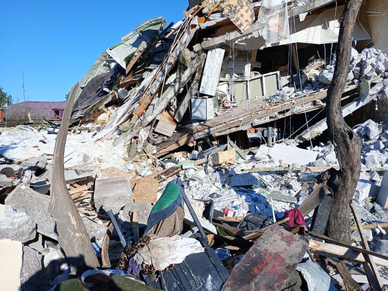 Фото: Дніпропетровська ОВА Наслідки російського удару по передмістю Дніпра: 22 поранених, загинула дворічна дитина