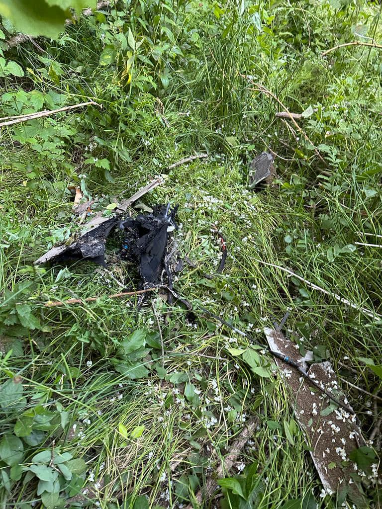 Фото: ДПСУ Два російських "шахеди" уночі збили одразу на кордоні – фото наслідків
