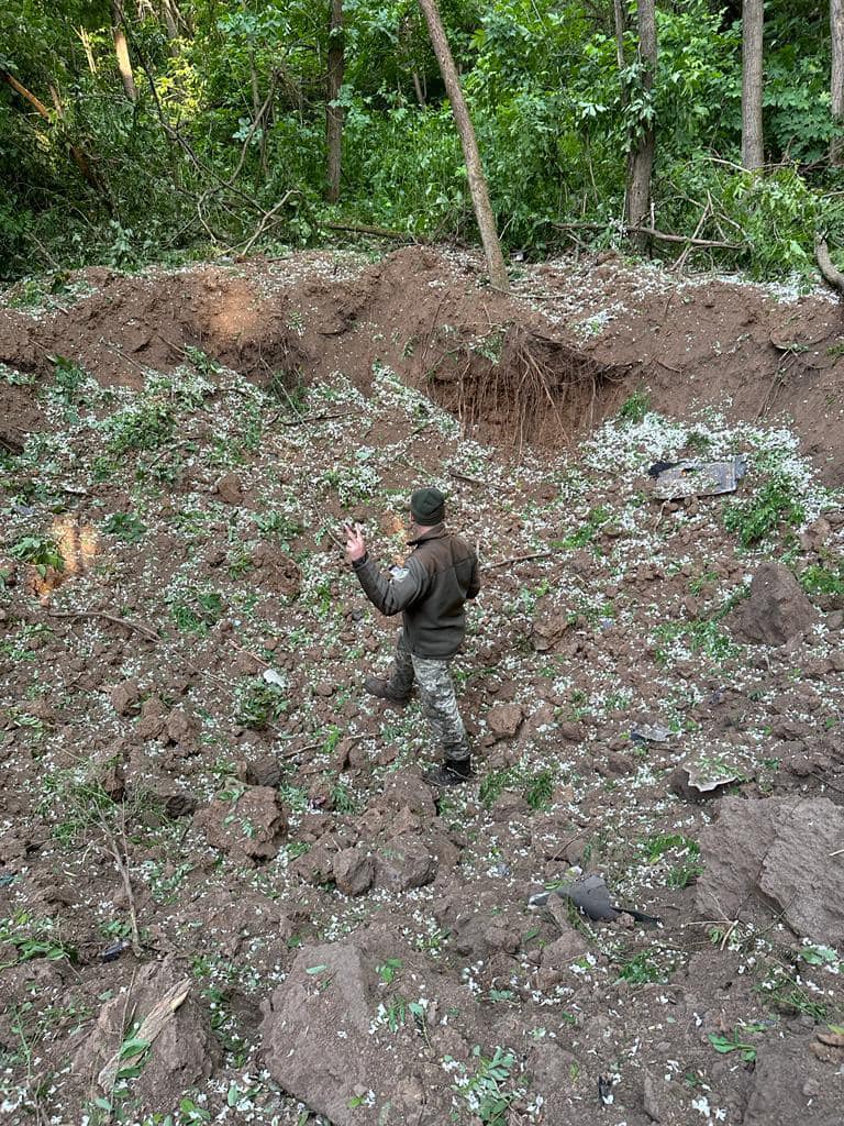 Фото: ДПСУ Два російських "шахеди" уночі збили одразу на кордоні – фото наслідків
