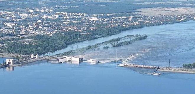 Nova Kakhovka dam collapse threatens Zaporizhzhia nuclear plant, Energoatom says