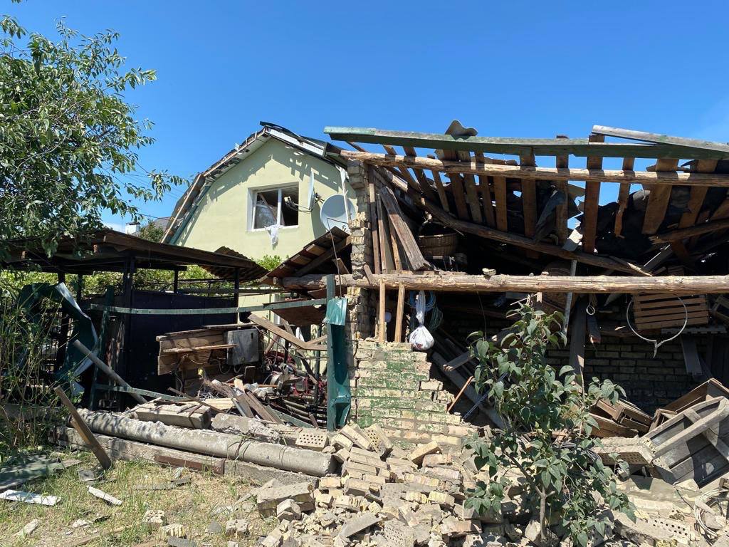 Фото: Полиция Удар Кинжалами и Калибрами по Киеву. В области повреждены дома, есть пострадавшие – фото