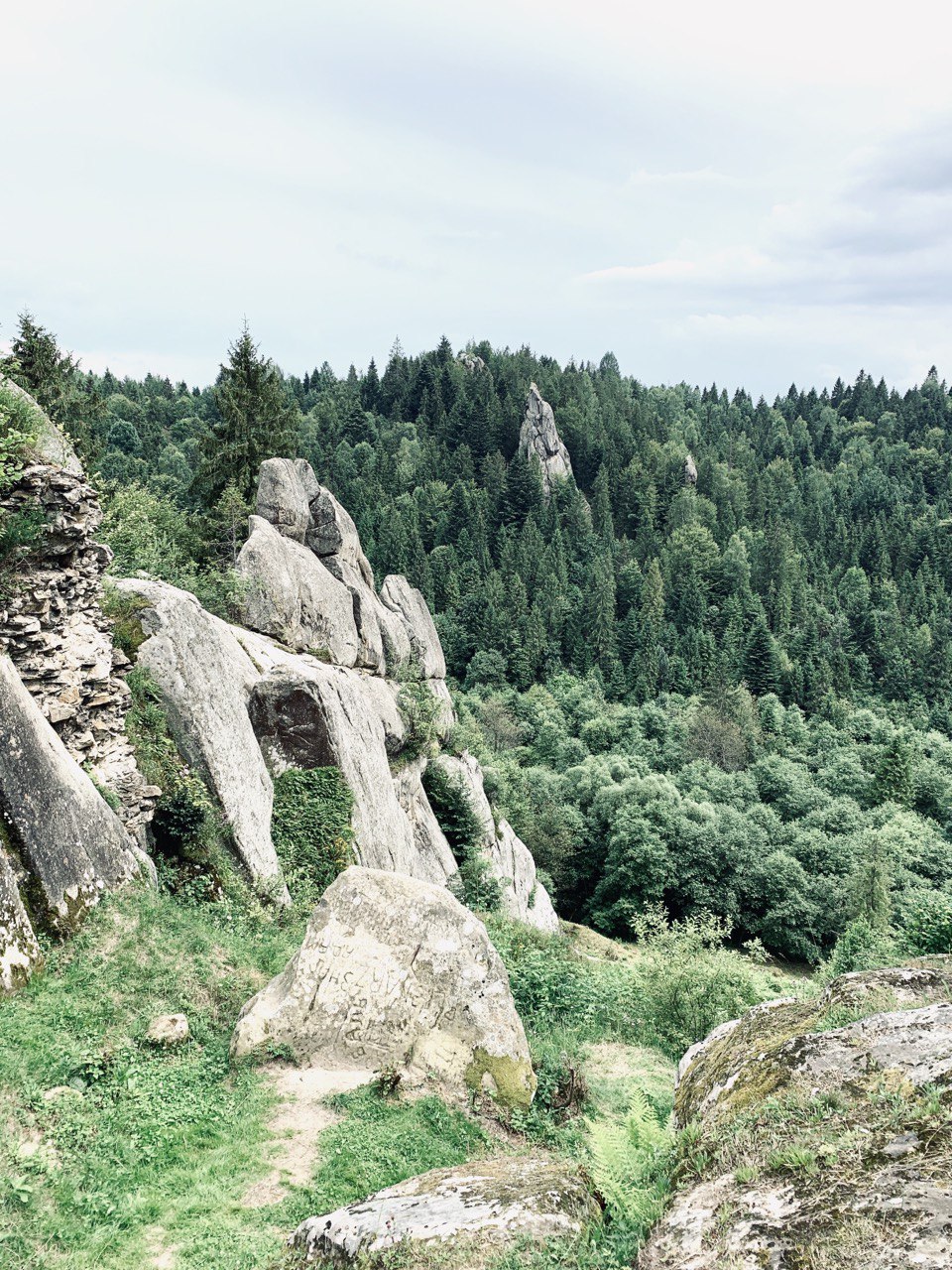 Тустань. Фото: Цвітана Горобівська