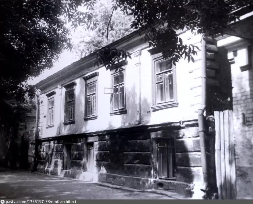На Подоле уничтожили 200-летний исторический дом. Почему он мог стать памятником