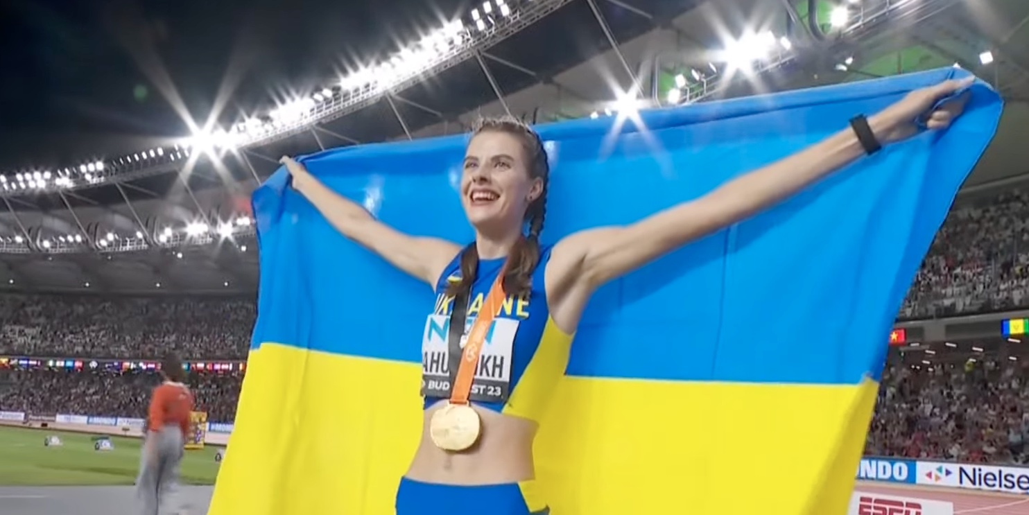 Ярослава Магучіх (Скриншот відео) Українка Ярослава Магучіх стала чемпіонкою світу зі стрибків у висоту