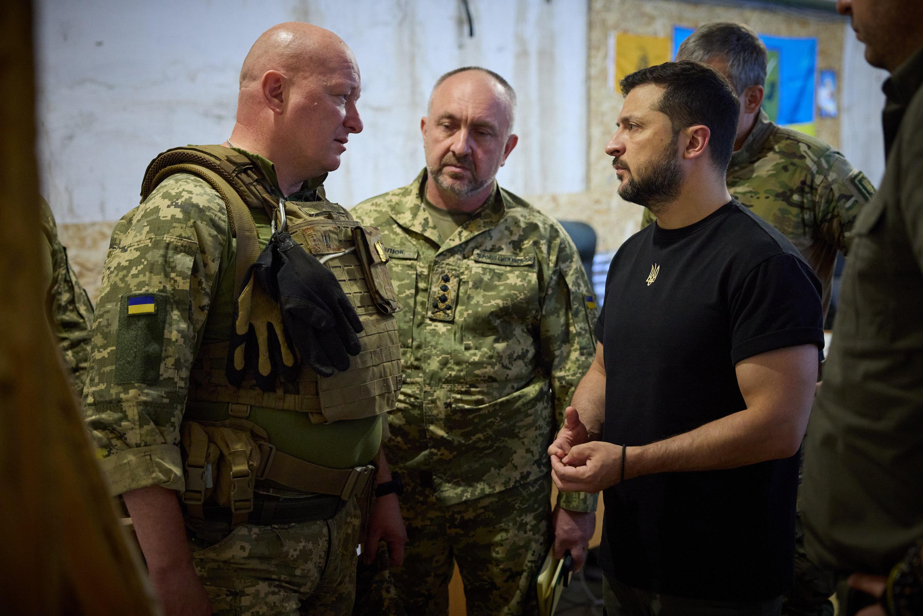 Фото – ОП "Все мощные". Зеленский поехал к боевым бригадам ВСУ на Донбасс и Запорожье: фото, видео