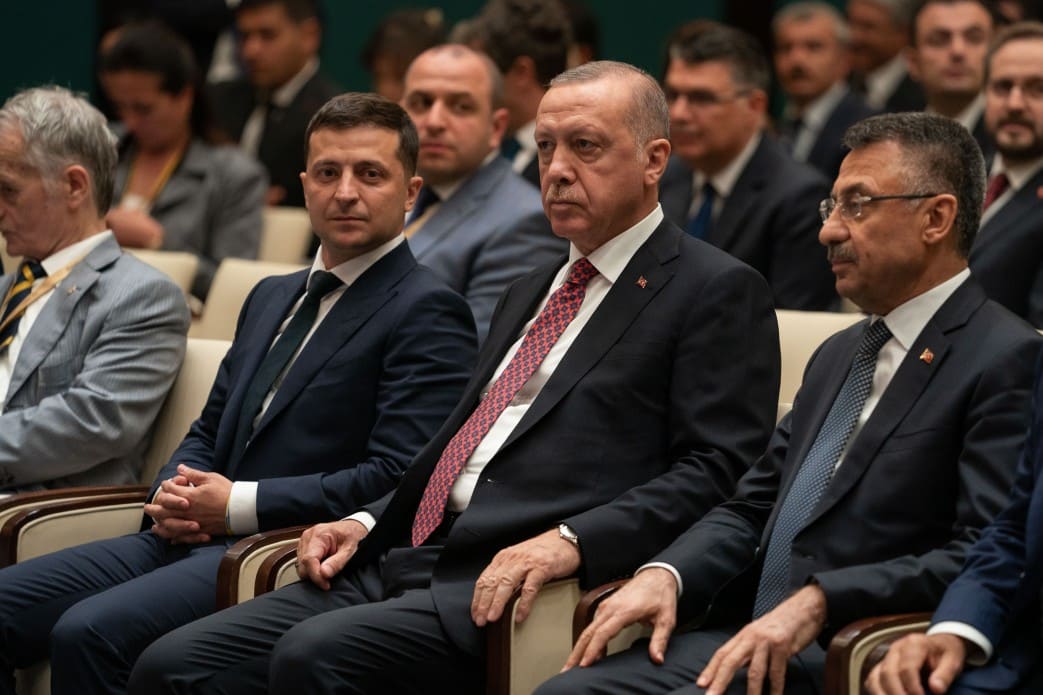 Умєров позаду Зеленського та Ердогана під час візиту до Туреччини у 2019-му (фото – пресслужба ОП)