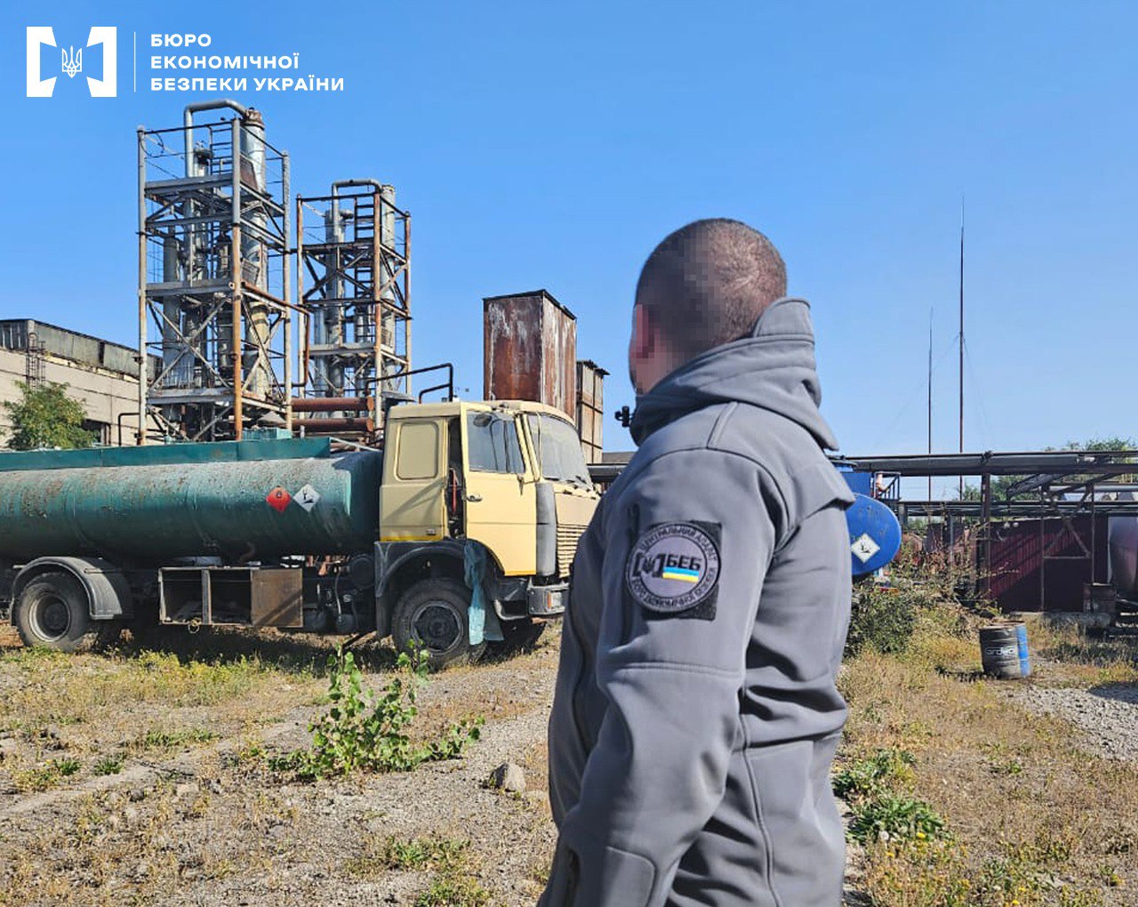 В Днепропетровской области закрыли нелегальный мини-НПЗ – фото