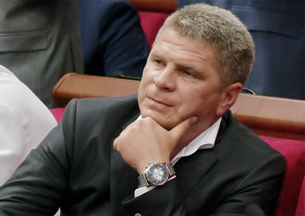 Экс-депутат Киевсовета получил подозрение за самовольную застройку – фото