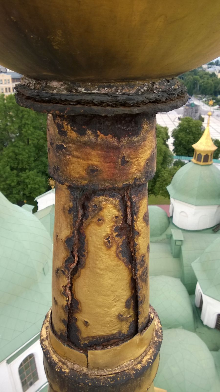 Софія Київська замовила ремонт куполів за 79 млн грн: можуть впасти в будь-яку мить – фото