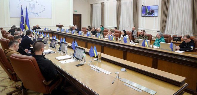 Бізнес-тиждень: фінальний проєкт держбюджету, план реформ і підходи банків до РЕР