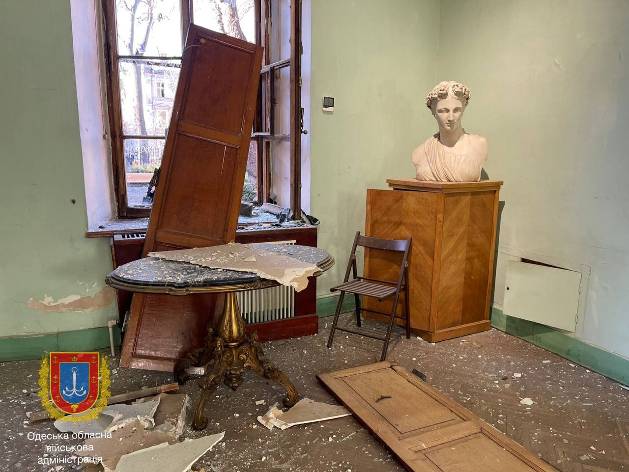 Одеса. З'явилися фото руйнувань у національному художньому музеї після удару росіян