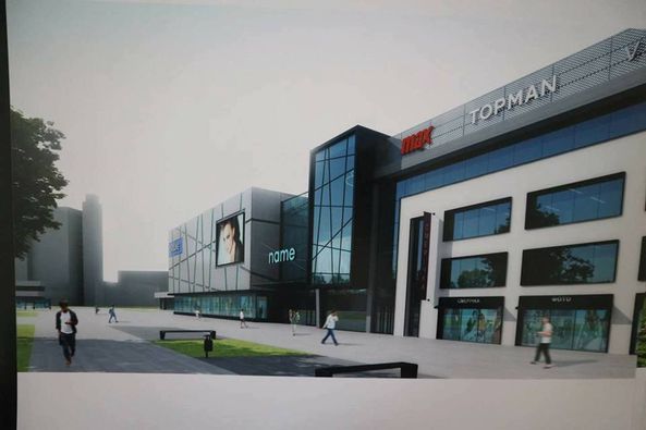 На месте сожженного советского универмага в Ужгороде строят крупнейший на Закарпатье ТРЦ