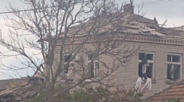 Вибухи у Скадовську. Ракетним ударом знищено будинок з "важливими дядьками" з Росії — фото