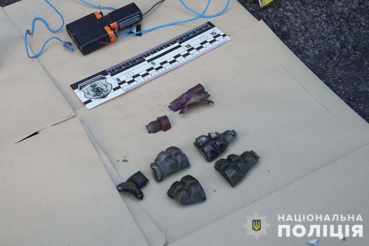 В Тернополе ночью раздались взрывы. Полиция считает: это пугали бизнесмена – фото, видео