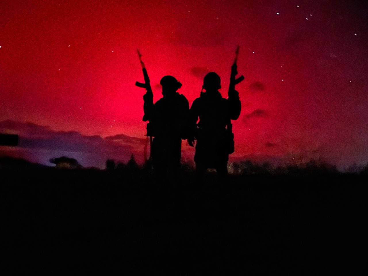 Слезы смерти и северное сияние в Украине. Фотографии, поразившие мир на этой неделе