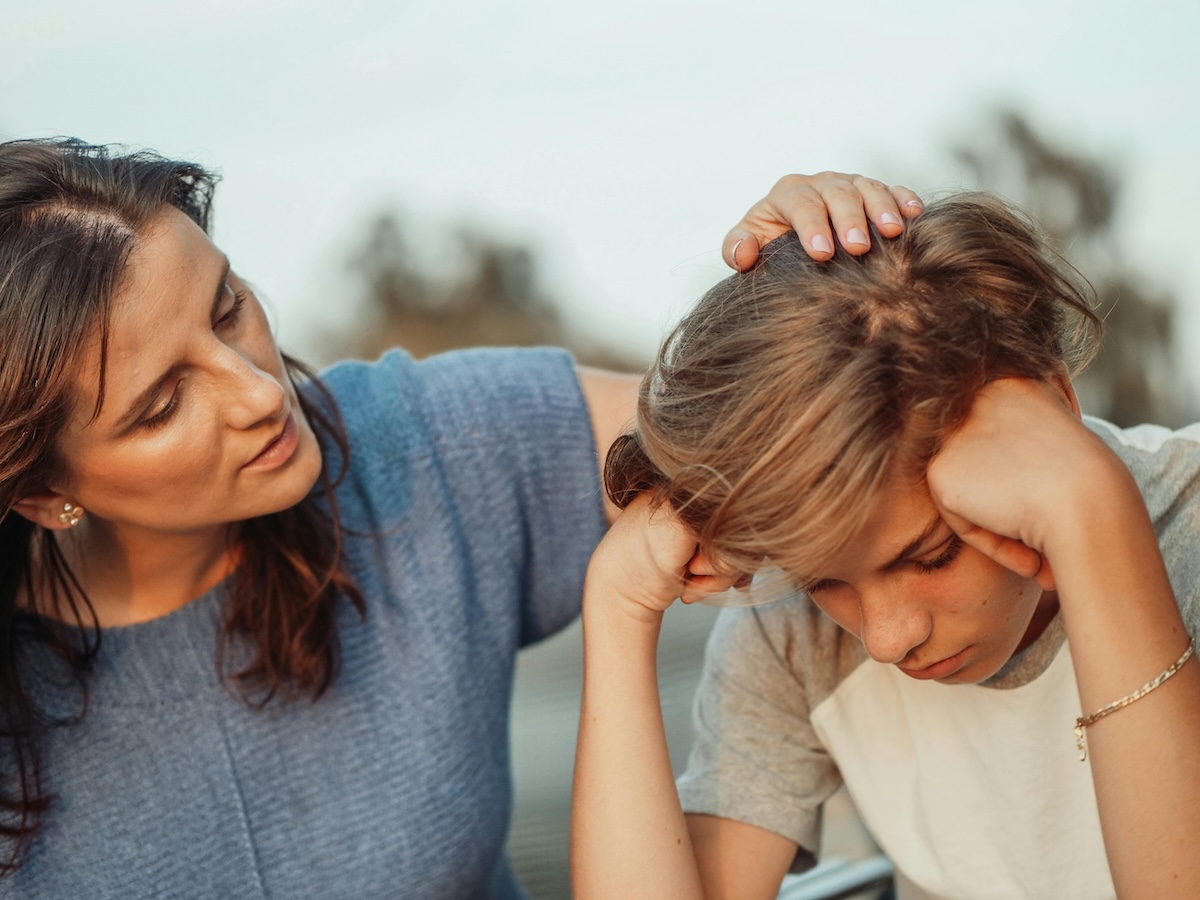 Десять дій, які можуть погіршити ваші стосунки з підлітком