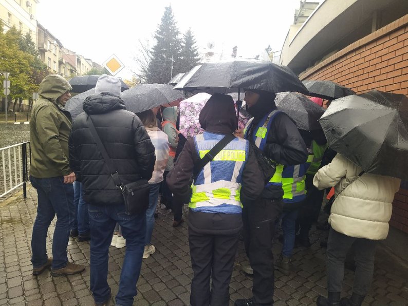 Українські перевізники прийшли під генконсульства Польщі у Львові та Луцьку – фото