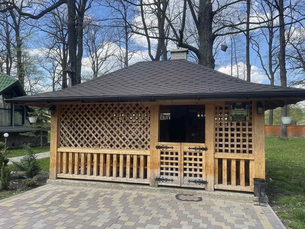 ФДМ провів торги із продажу мисливського комплексу в Карпатах. Ціна зросла у 54 рази: фото