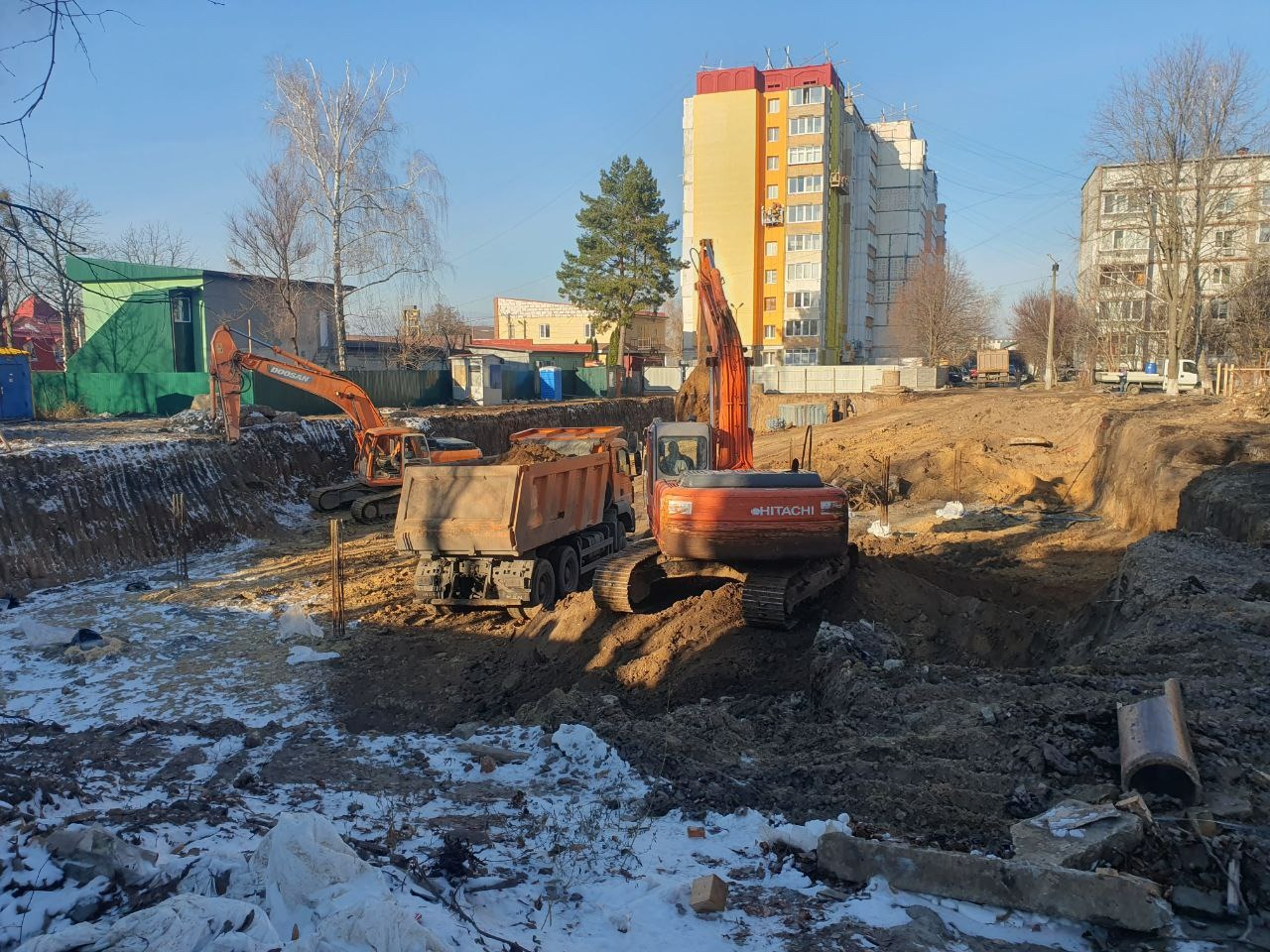 У Василькові на місці знищеної росіянами хрущовки почали будувати дев'ятиповерхівку