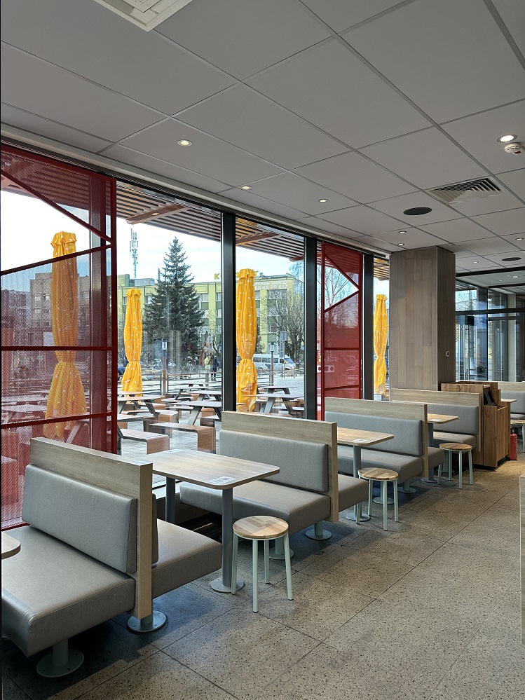 McDonald’s відкрив один з найбільших ресторанів в Україні: де розташований – фото