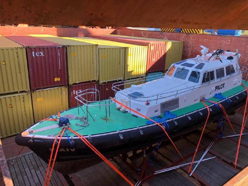 Украина получила от Франции лоцманский катер для судоходства по Дунаю — фото