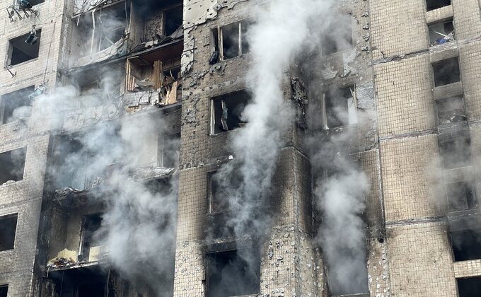 Киев. Последствия российского ракетного удара – фото LIGA.net