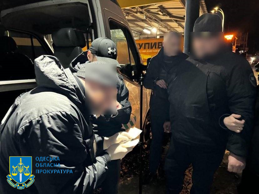 В Одеській області інспектор Укртрансбезпеки попався на поборах із зернотрейдерів