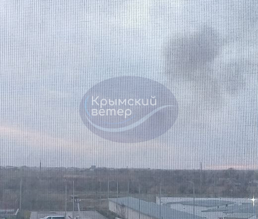 У Криму гриміли вибухи, у Шойгу нарахували 10 нібито збитих авіаракет – фото, відео