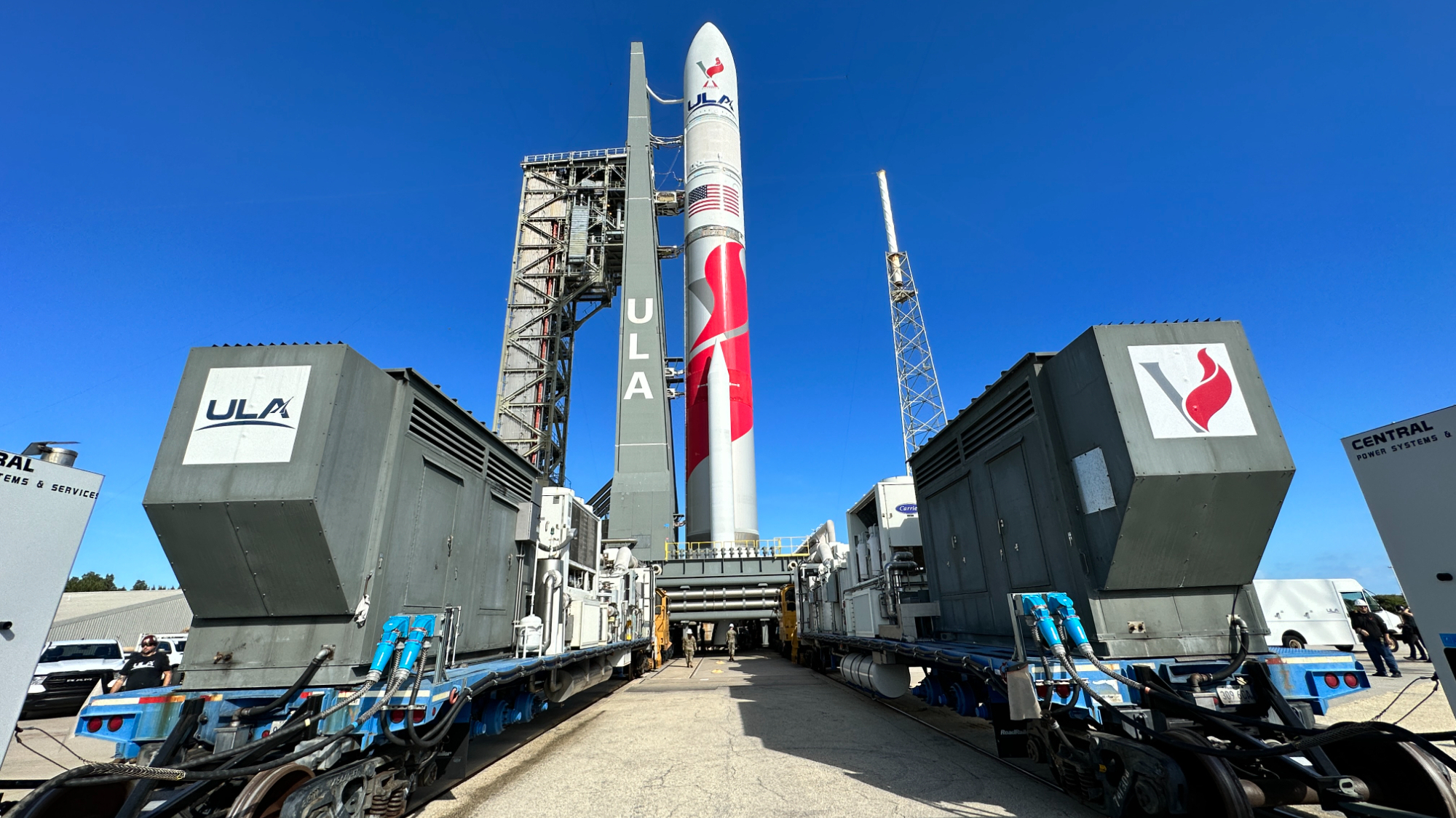 До старту готується ракета Vulcan Centaur. Вона несе перший приватний корабель до Місяця – фото