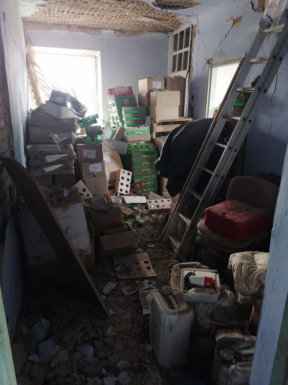 Россияне уничтожили дома переселенцев и сельсовет в Херсонской области – фото