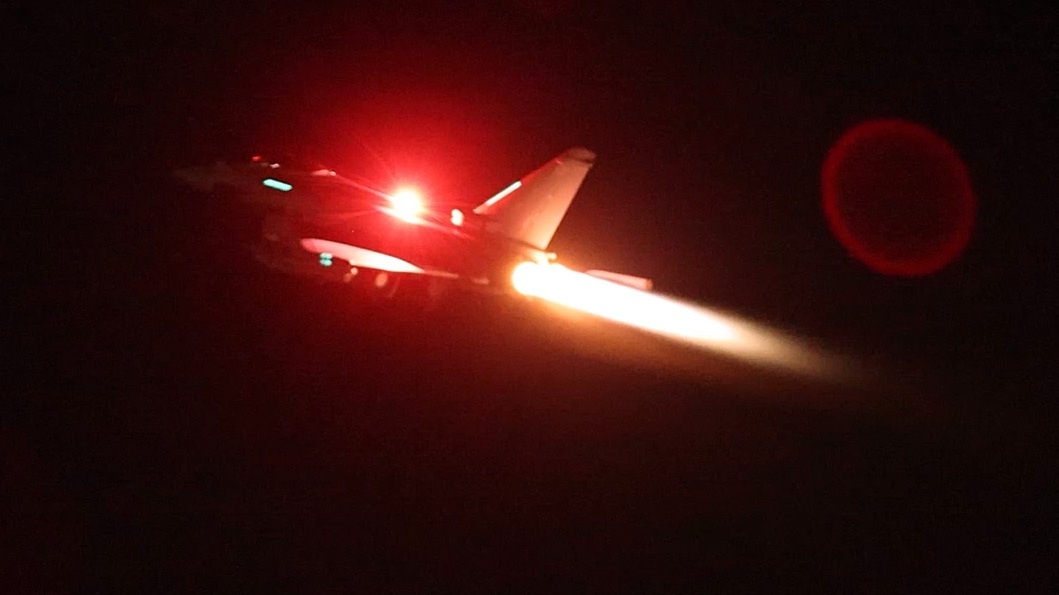 Британія та США завдали авіаударів за цілями в Ємені (Фото: EPA/BRITISH ROYAL AIR FORCE)
