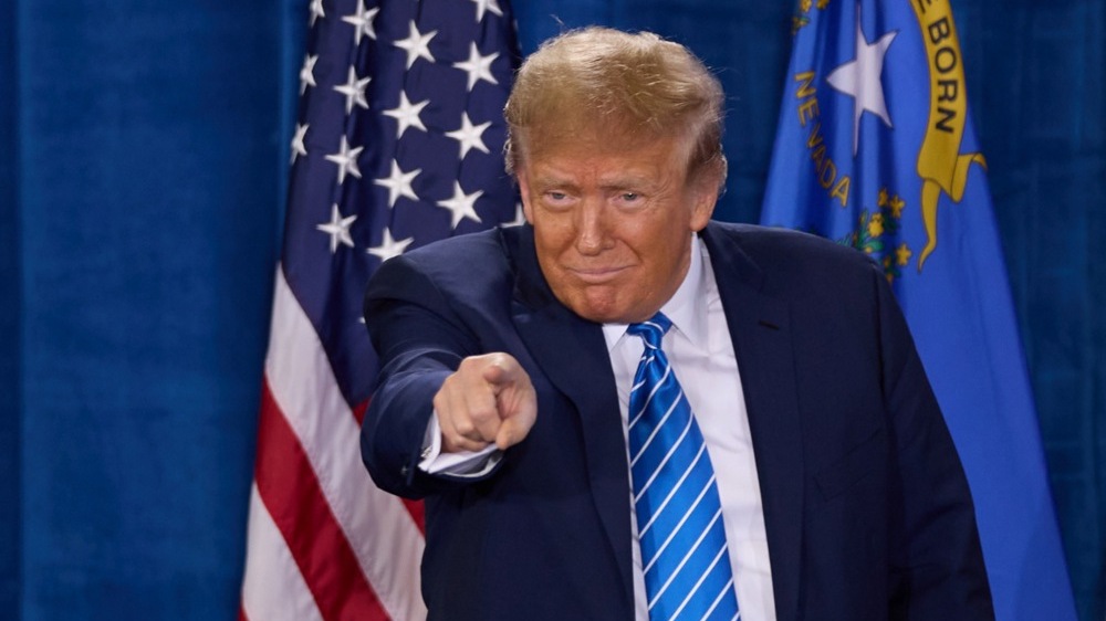 "Якщо Україна переможе, яка буде вигода?": Трамп розкритикував закон про допомогу на $60 млрд