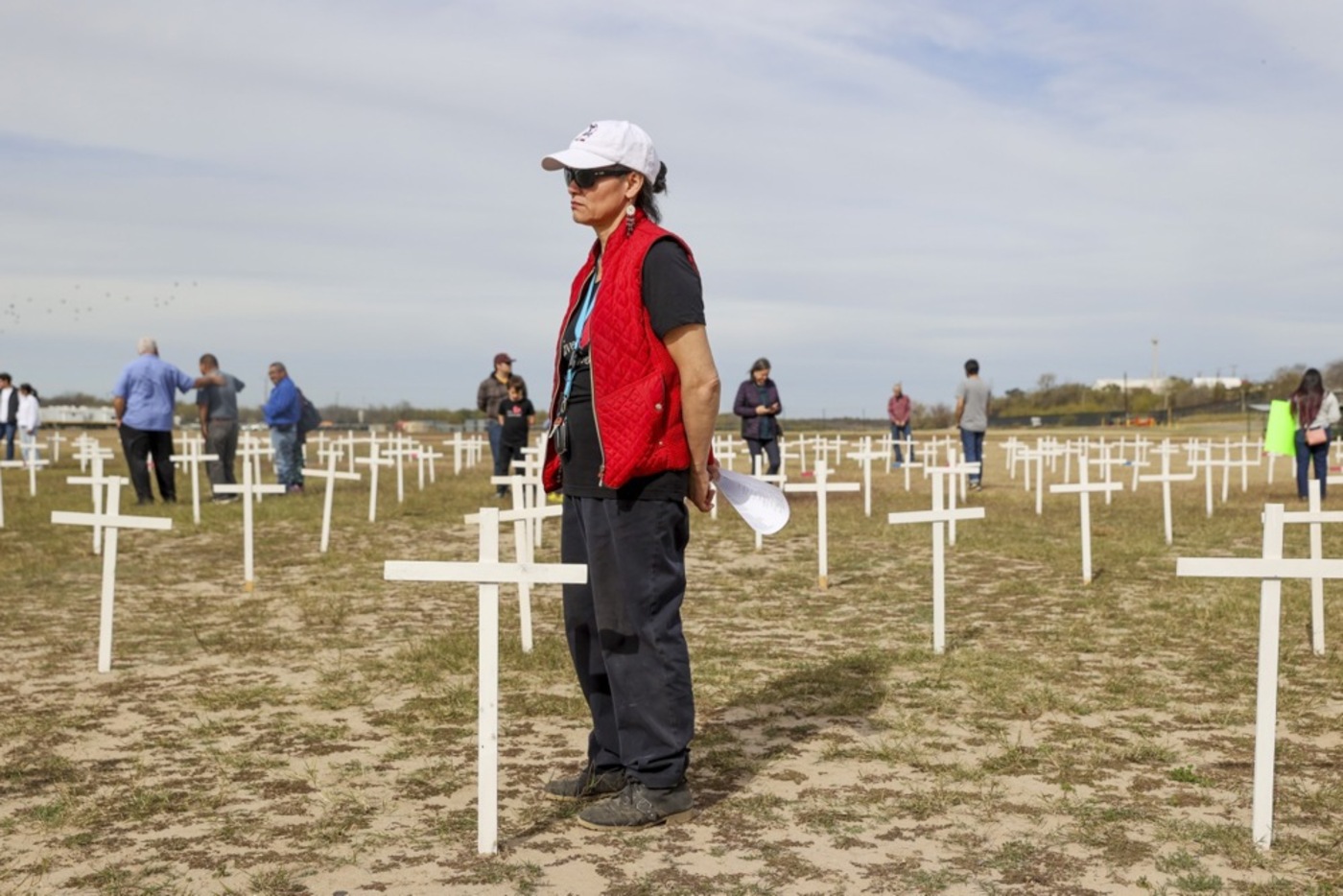700 хрестів в пам’ять про загиблих на кордоні (Фото: Adam Davis/EPA-EFE)