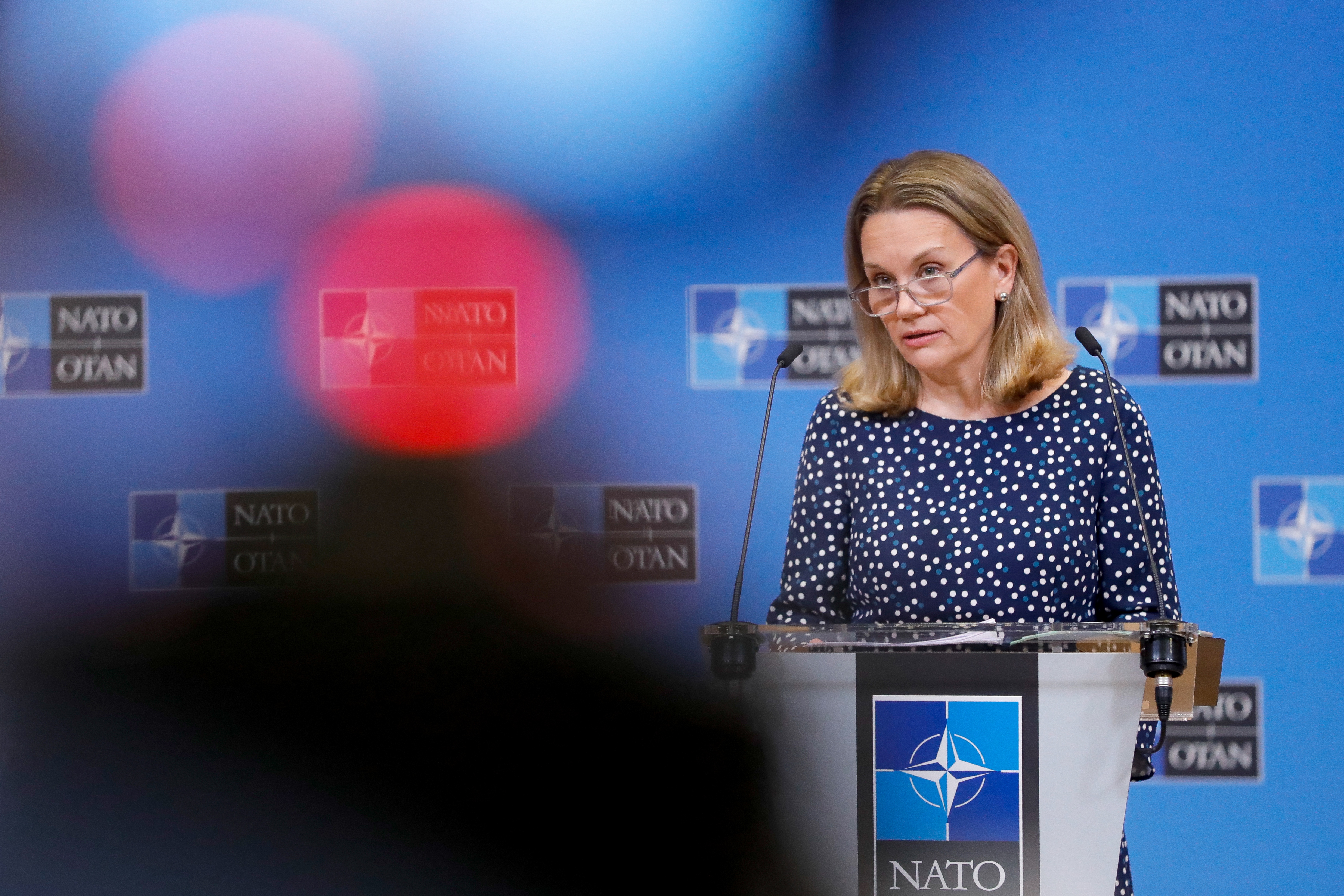 Пані посол США при НАТО: Китай вибрав сторону й не претендує на нейтралітет у війні РФ проти України