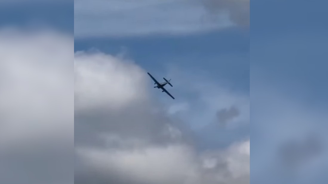 Україна почала застосовувати легкомоторні літаки для збиття дронів у тилу – відео