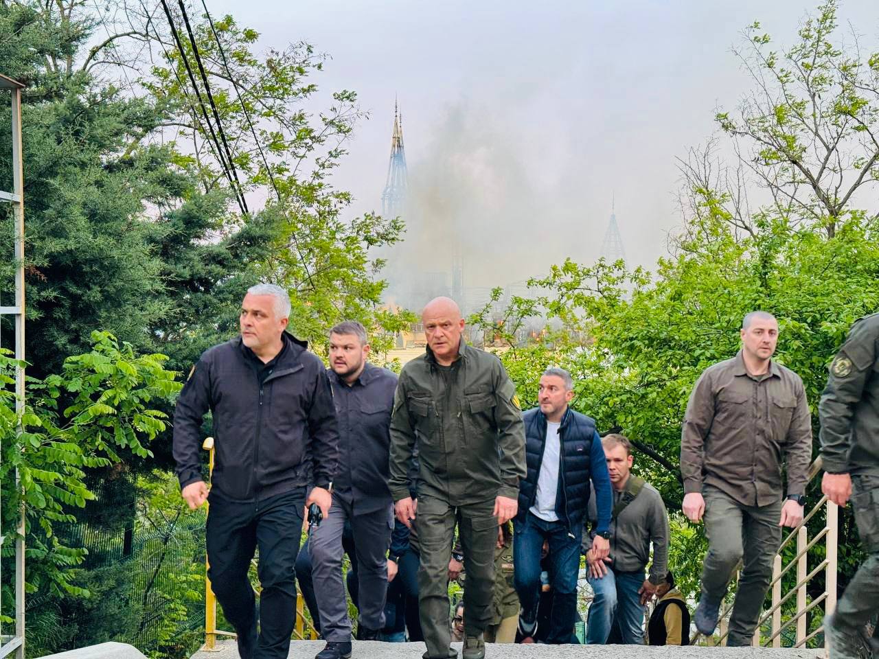 Россияне ударили ракетой по Одессе. Три человека погибли, 20 ранены – фото