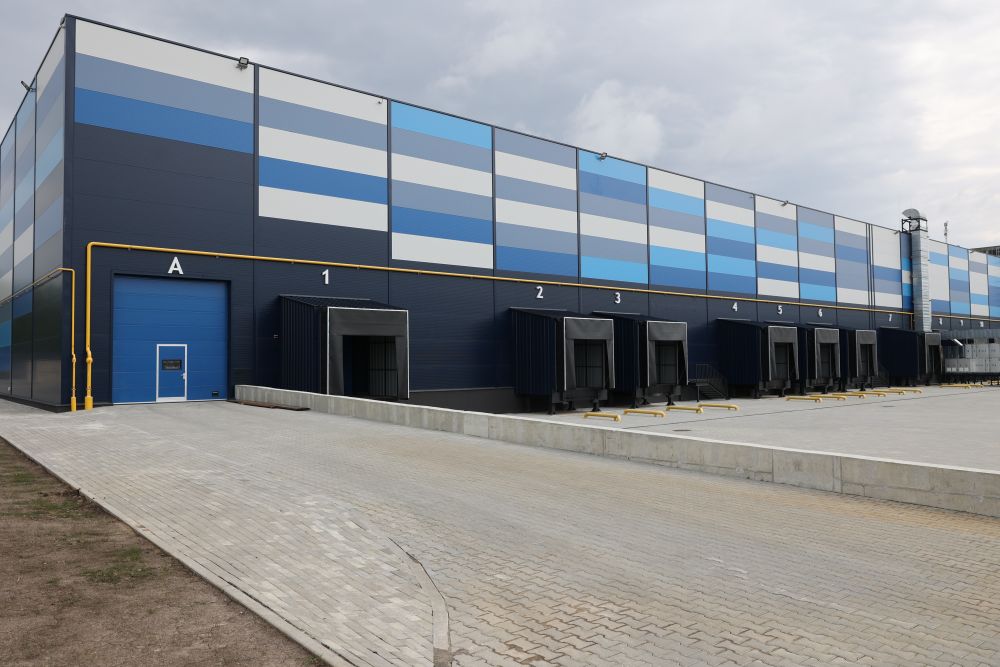 Dragon Capital сдала в аренду "Авроре" первую очередь М10 Lviv Industrial Park – фото